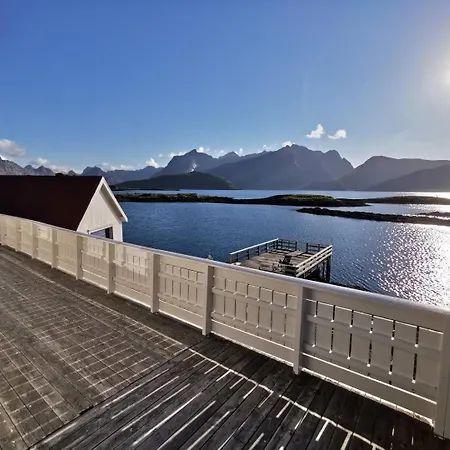 بيت للعطل Panoramic Seaview House By The Sea *