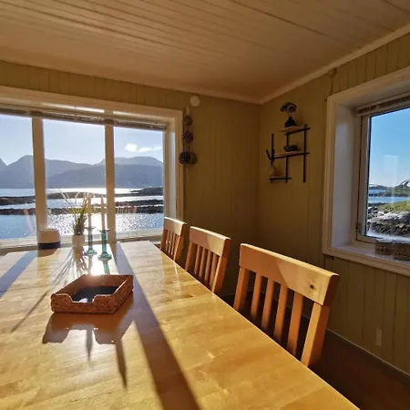 Panoramic Seaview House By The Sea Holiday home