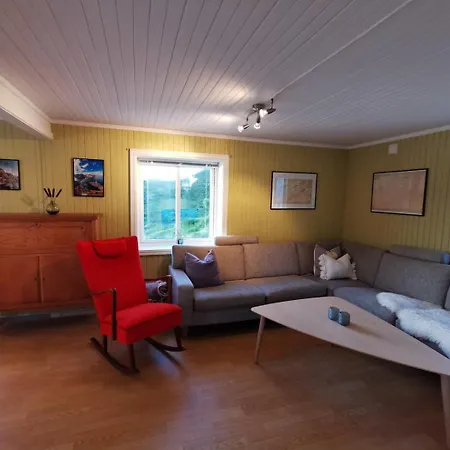 Panoramic Seaview House By The Sea بيت للعطل Hovdan