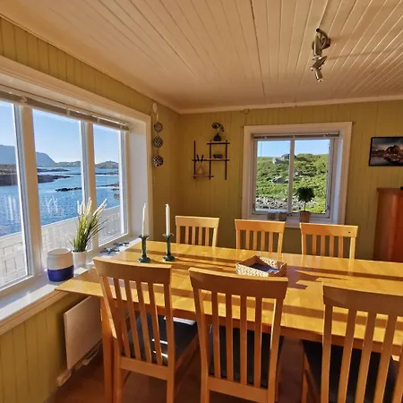 Panoramic Seaview House By The Sea *