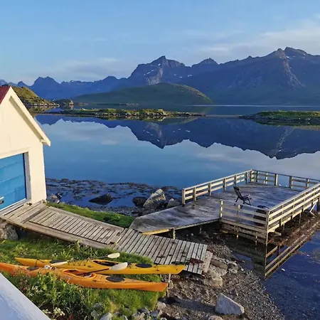 Semesterbostad Panoramic Seaview House By The Sea *